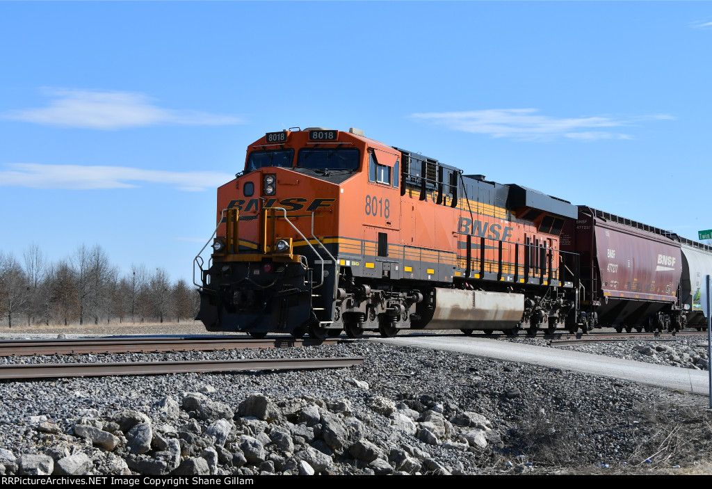 BNSF 8018